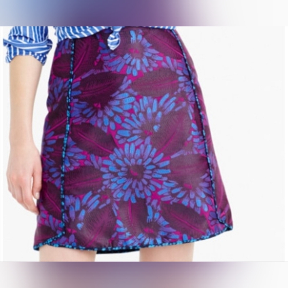 J Crew Mini Skirt in Midnight Floral Brocade Jacquard Size 4 - Picture 2 of 8